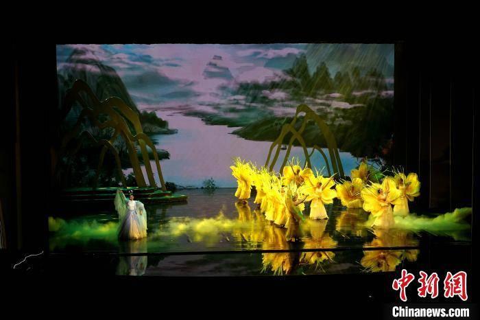 吴京遭吐槽后博主道歉:呼吁网络空间理性讨论?